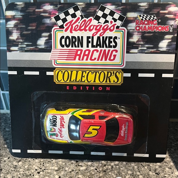 Assorted Racing Die-Cast Toy Cars - Picture 6 of 7